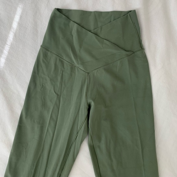 Aerie crossover leggings - Picture 2 of 3